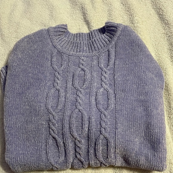Beautiful Alfred Dunner Women's Lavendar Sweater. Size XL - Picture 3 of 4